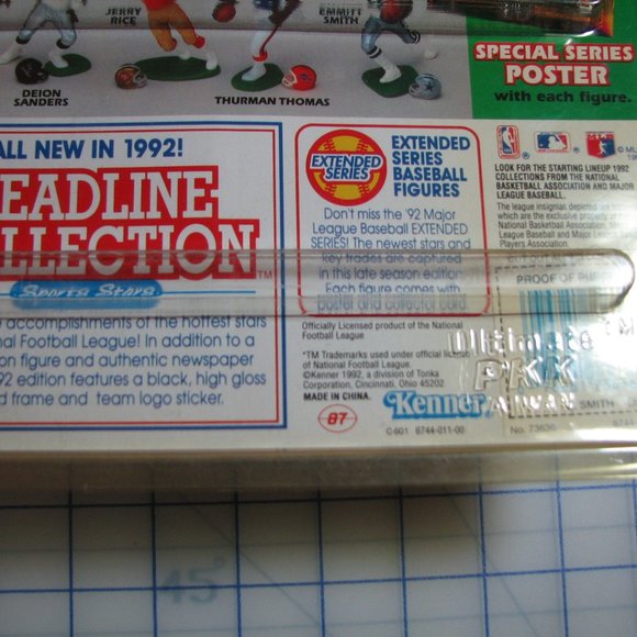 Action Figure - Picture 5 of 5